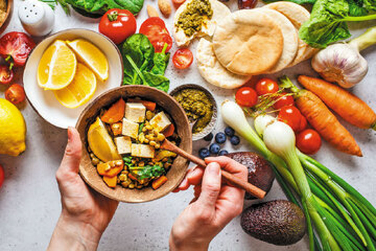 آیا رژیمهای کمچرب عمر افراد مسن را طولانی میکند؟