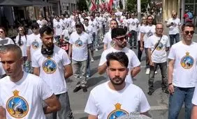 ماجرای آرم «ساواک» روی سینه طرفداران سلطنت/ چماق به دستان وارد می شوند/ رضا پهلوی «موسولینی» می شود