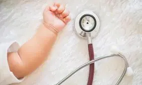 به زودی با کمبود پزشک اطفال و داخلی مواجه خواهیم شد؛ اغلب متقاضیان رشته پزشکی به دلیل درآمد بالای جراحان، فقط می‌خواهند جراح شوند