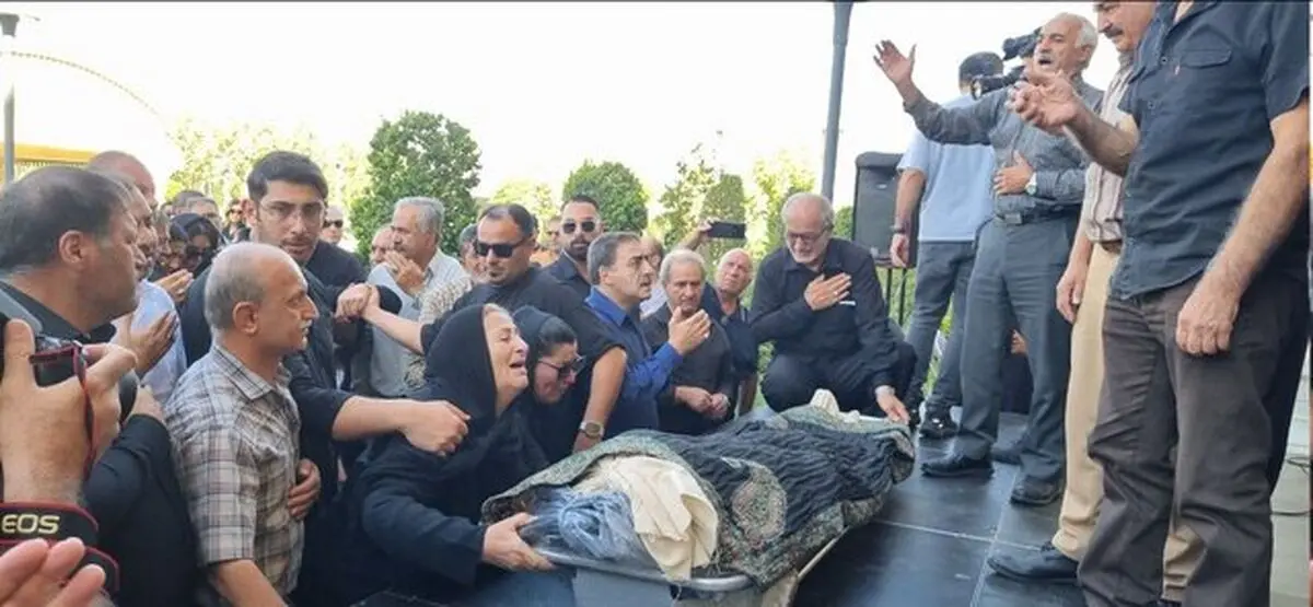 رضا سوخته‌سرایی تشییع شد و خیلی‌ها نیامدند!/ برزگر: اگر جامعه ما پیشرفته بود، سوخته‌سرایی می‌توانست رکورد مدوید را هم بشکند