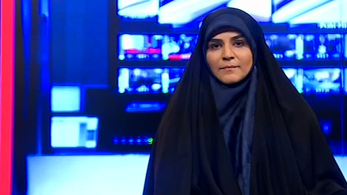 سلفی سحر امامی، مجری شبکه خبر در کنار همسر و فرزندانش