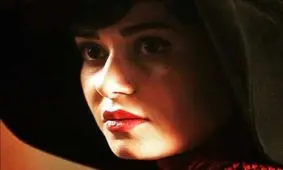 مهمان زیبا و ناخوانده پریناز ایزدیار