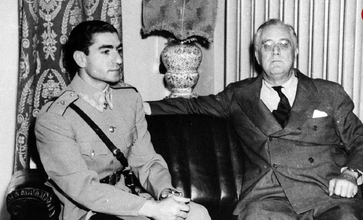 سفر در زمان؛ «محمدرضا پهلوی» در ماه های پایانی عمرش؛ سال 1358/عکس