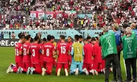 پوستر فدراسیون فوتبال برای بازی ولز