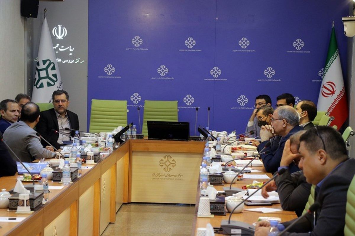 عزم دولت برای رسیدگی به وضعیت نخبگان و بهبود شرایط آنان جدی است