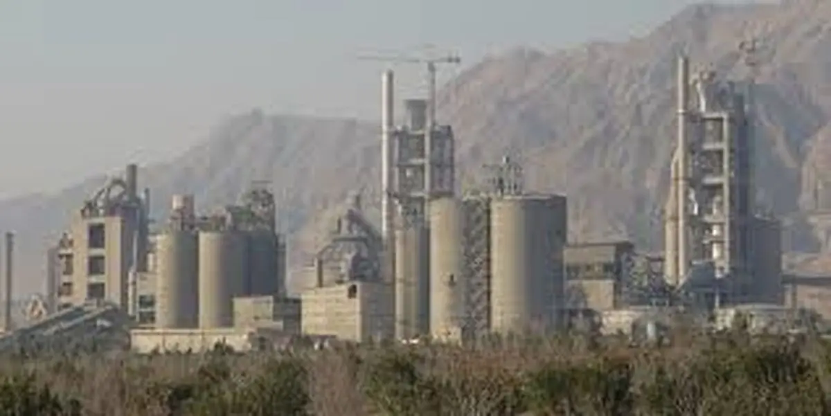 حمله پهپادی امروز به کارخانه سیمان بندر خمیر