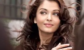 سفر در زمان؛ دیدار «آیشواریا رای با نلسون ماندلا»؛ سال 1373