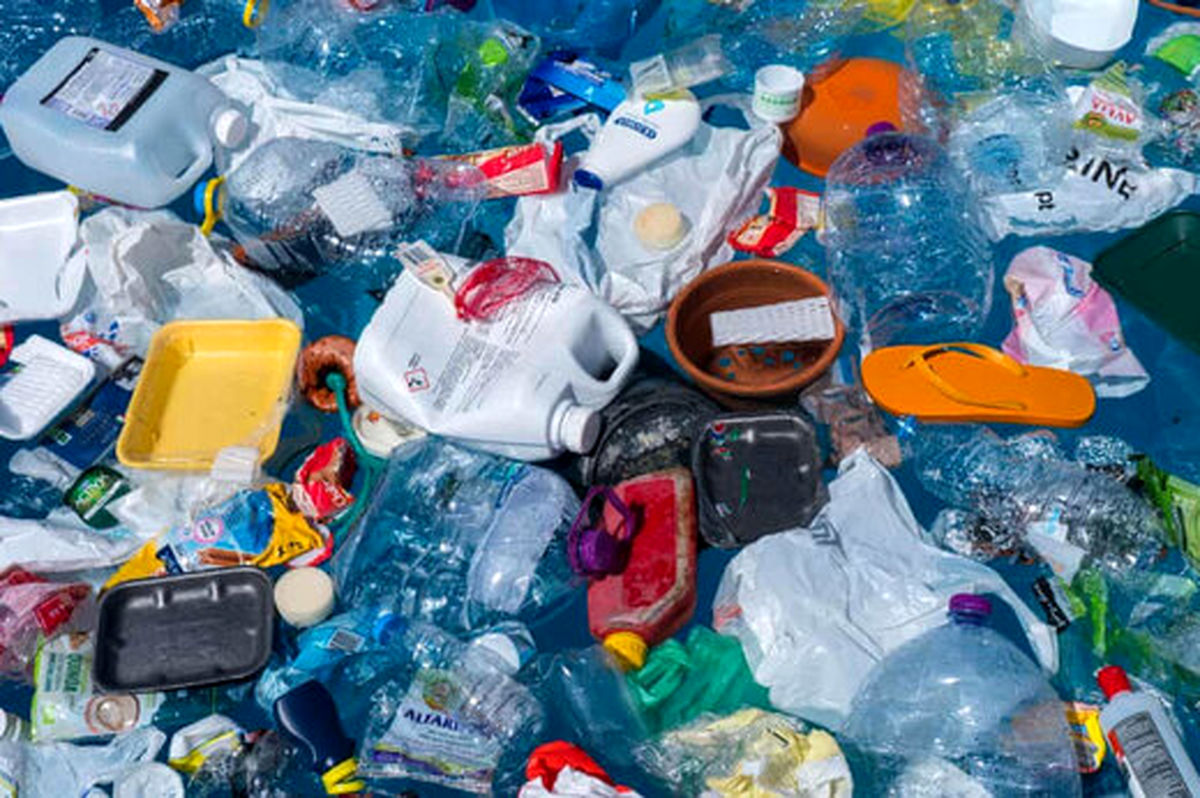 تولید و واردات پلاستیک های یکبار مصرف در این کشور ممنوع شد