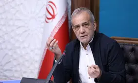 پزشکیان: ما بد مصرف می‌کنیم و بد مدیریت و سیاستگذاری می‌کنیم/ مشکل مصرف آب با نسخه‌نویسی حل نمی‌شود/ تعهد دولت، تولید ۷ هزار مگاوات برق از پنل‌های خورشیدی است

