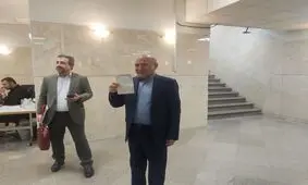 حسین گروسی داوطلب کاندیداتوری انتخابات ریاست جمهوری شد

