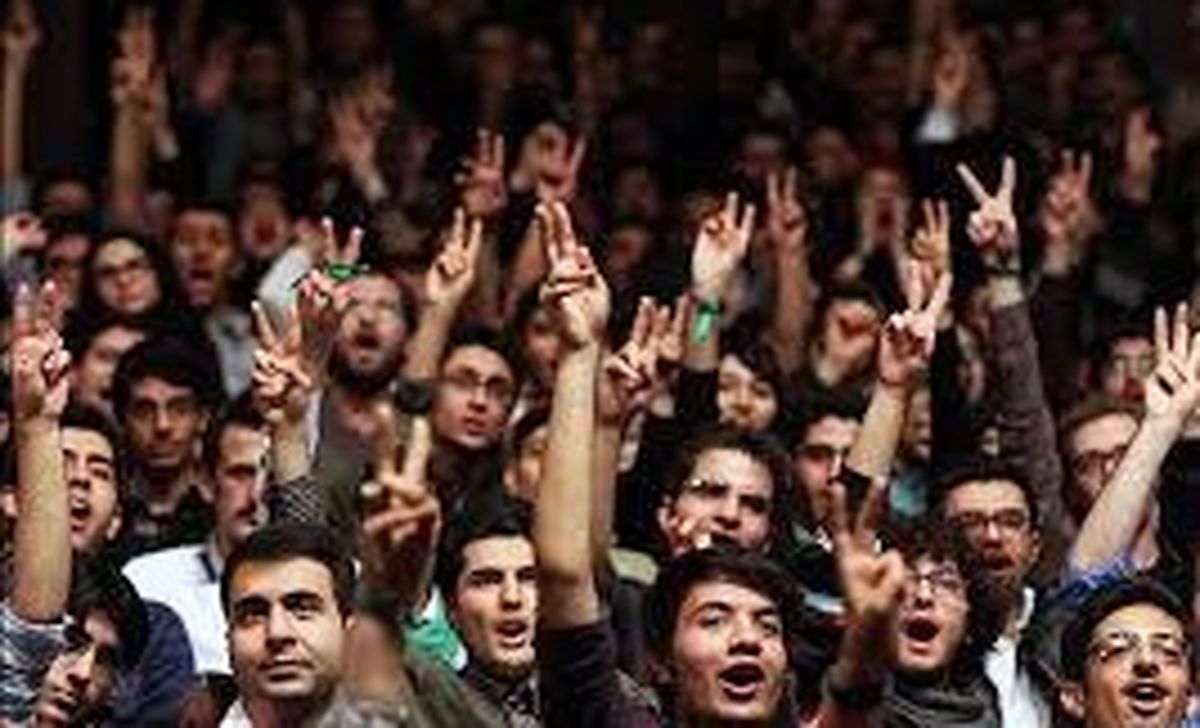 گزارش مراسم ۱۶ آذر انجمن اسلامی دانشجویان دانشگاه تهران و علوم‌ پزشکی تهران
