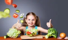 نکته‌هایی که باید به نوجوانان درباره خوراکی‌ها یاد بدهید