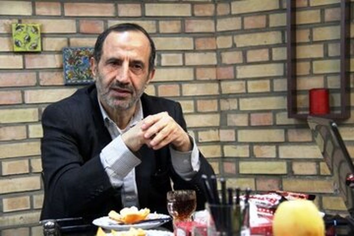 خوش چهره: بازار ارز آرام می گیرد