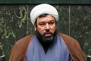 رای جمع کردن برای انتخابات هیات رئیسه با تبلت و هدیه، در شأن مجلس انقلابی نیست