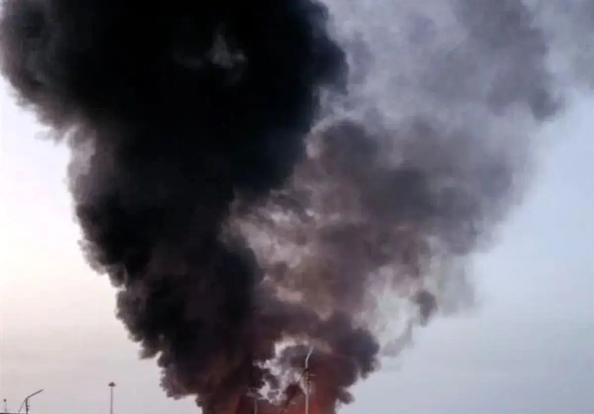 جنگنده‌های دشمن به 3 نقطه در شهرستان‌های مهران و چوار حمله کردند/ انبار آذوقه و کود شیمیایی کشاورزان، واحد مرغداری و ایستگاه تقویت فشار گاز هدف قرار گرفت