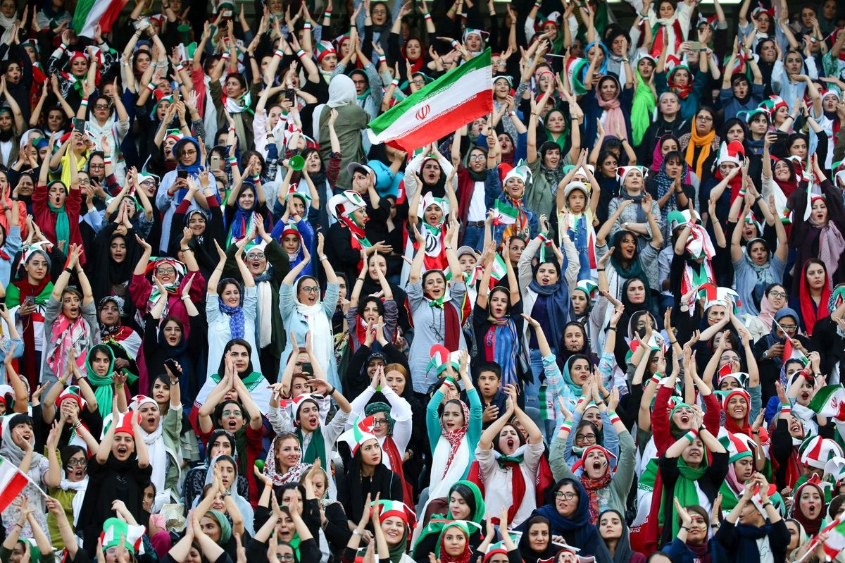 عبور دختران ایرانی از شش خوان/ خوان هفتم در بازی استقلال و مس