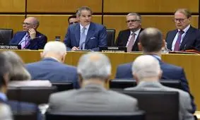 چراغ سبز شورای حکام انرژی اتمی به جریان غربگرا/ ارسال سیگنال‌های انتخاباتی آغاز شد

