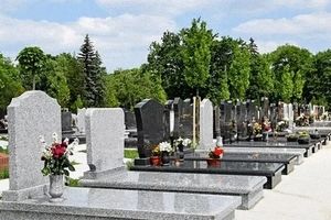 زیباترین متنی که روی یک سنگ قبر دیده شد/ ویدئو