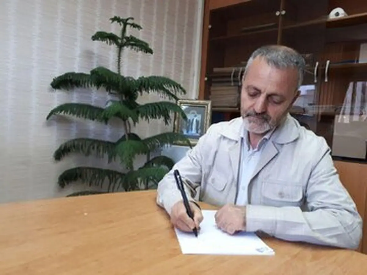 با تشویق، تطمیع یا تهدید، افراد خارج از لیست را وادار به انصراف می کردند/ شاید کسی رئیس مجلس شود که کسی او را نمی شناخته است!