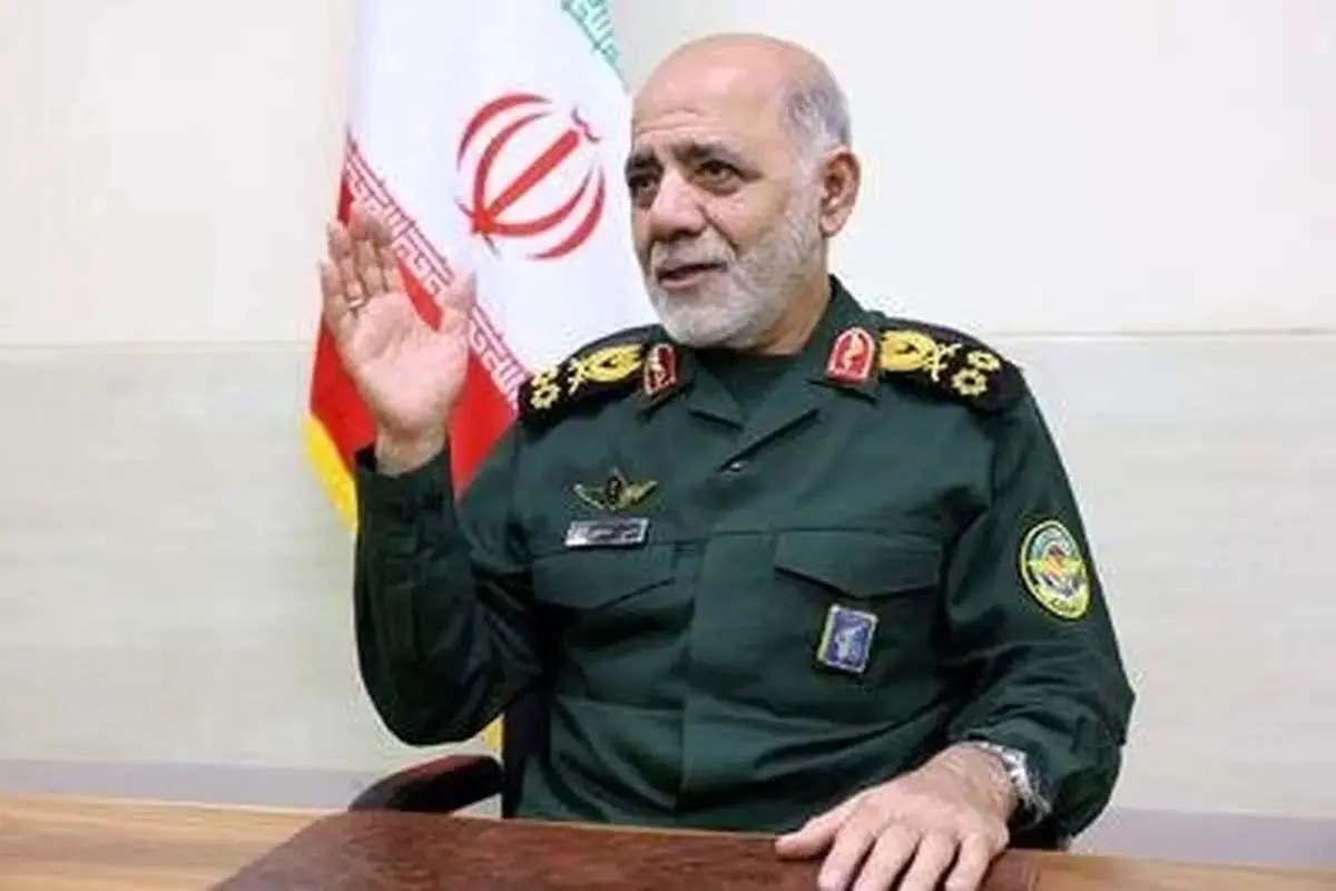 تقدیر فرمانده قرارگاه خاتم‌الانبیا از حضور مردم در صحنه دفاع از آرمان‌های انقلاب اسلامی/ اقتدار و عزت این سرزمین تنها متکی به تجهیزات و توان نظامی نیست، بلکه بر پشتوانه عظیم مردمی و پیوند ناگسستنی ملت، ولایت و نیرو‌های مسلح نیز استوار است