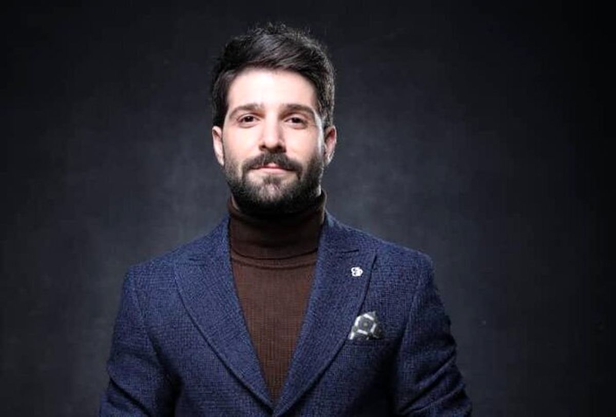 واکنش هیراد به فشارها برای موضع گیری علیه نظام!