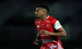 ستاره پرسپولیس ایران را ترک کرد