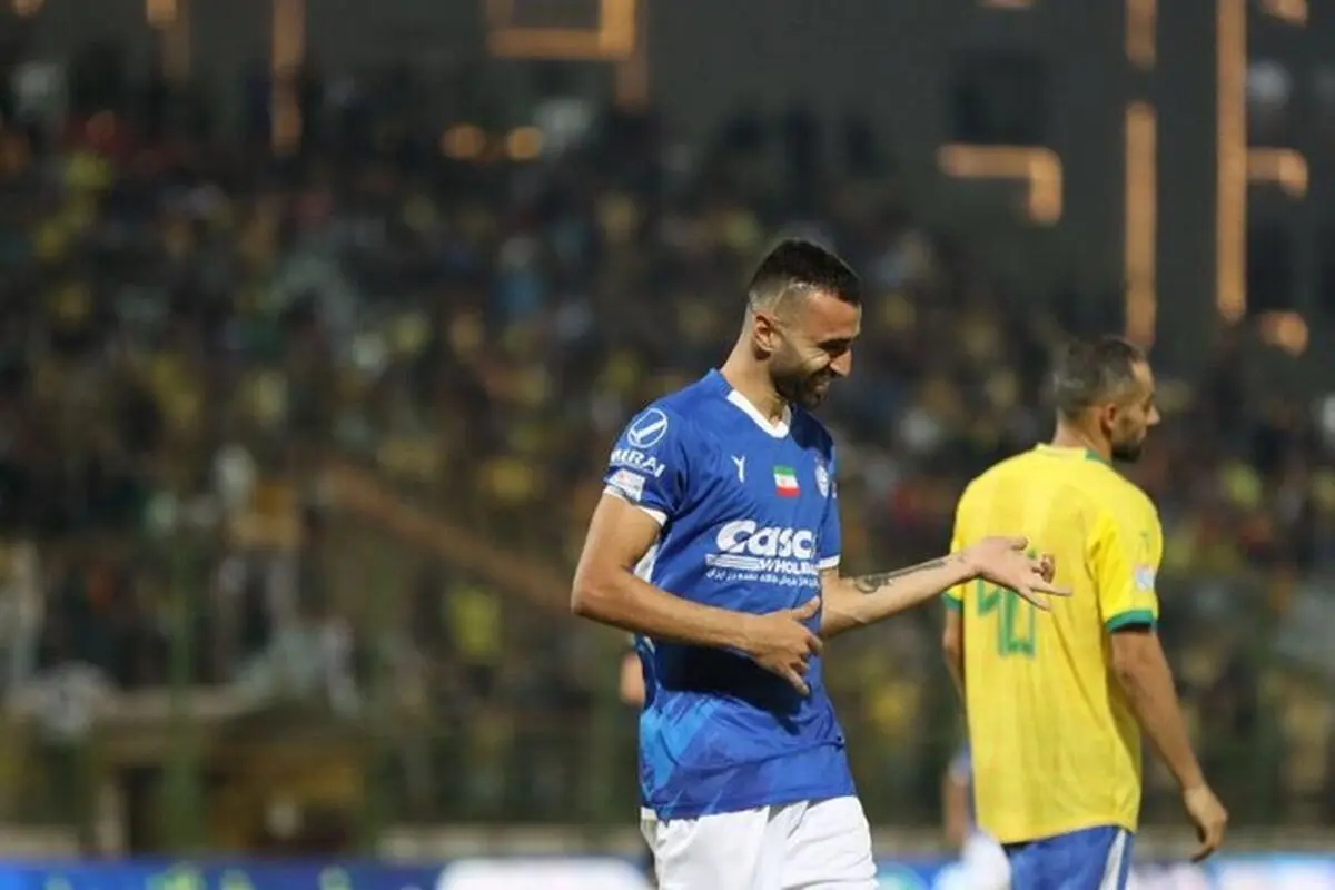 ارسلان مطهری از استقلال جدا شد


