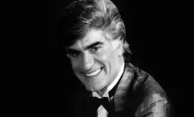 سفر در زمان؛ «ویگن» در جوانی و در کنار دختران اش؛ دهه 40 