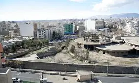 کاخی با تونل‌های مخفی در زیر زمین