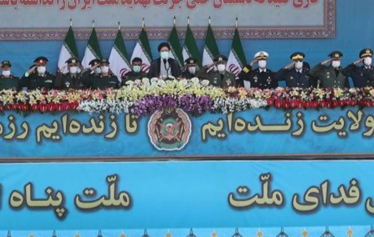 برگزاری مراسم رژه روز ارتش/ رونمایی از پهپاد ابابیل ۵/ رئیسی: با کوچک ترین حرکتی از سوی رژیم صهیونیستی، مقصد نیروهای مسلح ما مرکز این رژیم خواهد بود/ ویدئو

