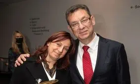 از  شایعه مرگ همسر رئیس فایزر بر اثر تزریق واکسن تا خبری که دنیا را امیدوار به نابودی کرونا کرد