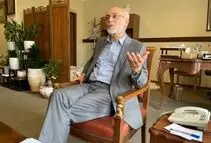 این یک واقعیت است که درون‌گرا و منزوی شدیم؛ تکلیف روابط بین‌الملل ما روشن نیست/ باید از این هاله‌ای که برای خود ایجاد کردیم، خارج شویم و به سمت اصلاح روابط بین‌الملل برویم