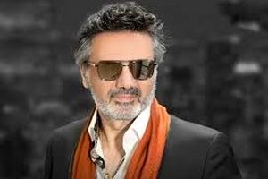سفر در زمان؛ «نصرالله معین در دوران جوانی، وقتی عینک نداشت»؛ دهه 40 
