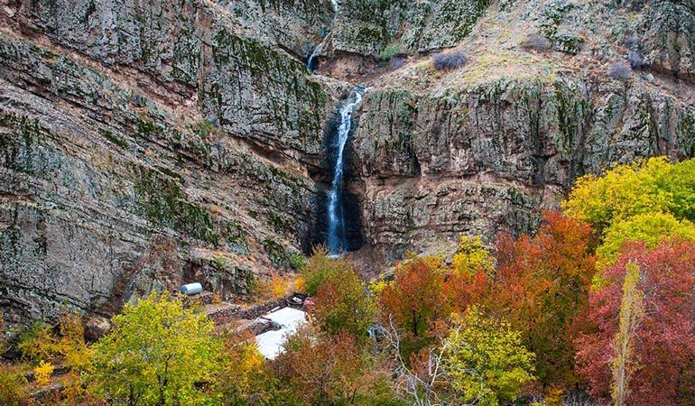 آبشار زیبای روستای سنگان