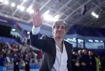 وحید شمسایی در انتقاد از فردوسی‌پور: پشت تریبون خودش نشسته و هر اراجیفی می‌خواهد می‌گوید/ عادل فکر می‌کند علامه دهر است/ ما در هر شرایط و اتفاقی اسم مولا را صدا می‌زنیم/ من دوستان زیادی از اهل‌سنت دارم که برایم بسیار عزیز هستند
