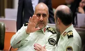 واکنش سردار رحیمی به سخنان یک عضو شورای شهر: معتادی که نمی‌تواند راه برود اسلحه دارد؟