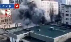 لحظه انهدام هتل محل استقرار مستشاران کشورهای ناتو/ ویدئو