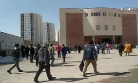 مسمومیت دانش‌آموزان به پردیس رسید/ انتقال ۳۵ دانش‌آموز دبیرستان دخترانه خیام به بیمارستان‌