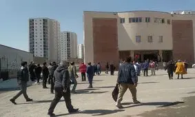 مسمومیت دانش‌آموزان به پردیس رسید/ انتقال ۳۵ دانش‌آموز دبیرستان دخترانه خیام به بیمارستان‌