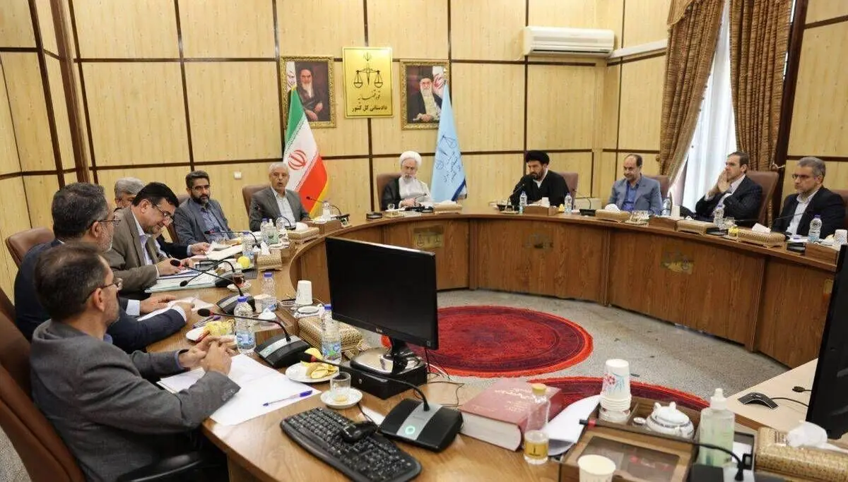  اسامی افرادی که اقدام به صادرات کرده، اما ارز حاصل از آن را به کشور بازنگردانده‌اند، اعلام شود