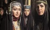 استایل خوشرنگ الهام حمیدی، بازیگر مختارنامه، در هلند