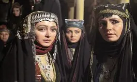 استایل خوشرنگ الهام حمیدی، بازیگر مختارنامه، در هلند