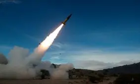 موافقت بایدن با به‌کارگیری موشک‌های دوربرد توسط اوکراین علیه روسیه/ واکنش زلنسکی به چراغ سبز بایدن برای حمله به عمق روسیه