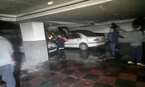 آتش سوزی در مجتمع مسکونی تهرانسر/ ۱۲ نفر نجات یافتند

