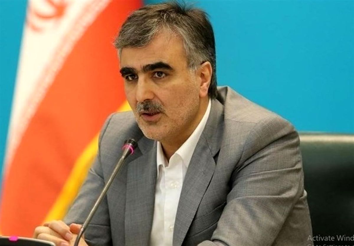 فرزین: هیچ برنامهای برای انحلال بانک آینده نداریم