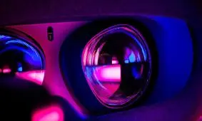 ابداع لنزهای تماسی از جنس فراماده با قابلیت واقعیت افزوده توسط دانشمندان

