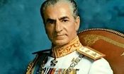 سفر در زمان؛ گشت و گذار «محمدرضا پهلوی و همسر سوم اش» در کنار اهرام ثلاثه مصر؛ دهه 50