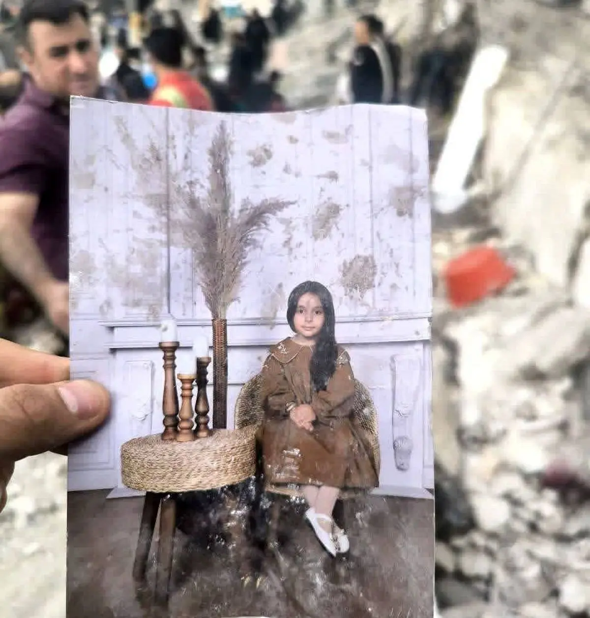 شهادت ۳ دانش آموز و تخریب ۸ منزل مسکونی در ورامین بر اثر حملات دشمن