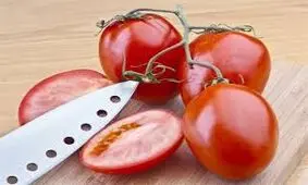 آیا رگه‌ های سفید گوجه مضر است؟