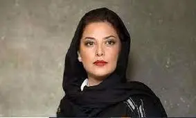 حضور طناز طباطبایی در مراسم یادبود پدر رامبد جوان